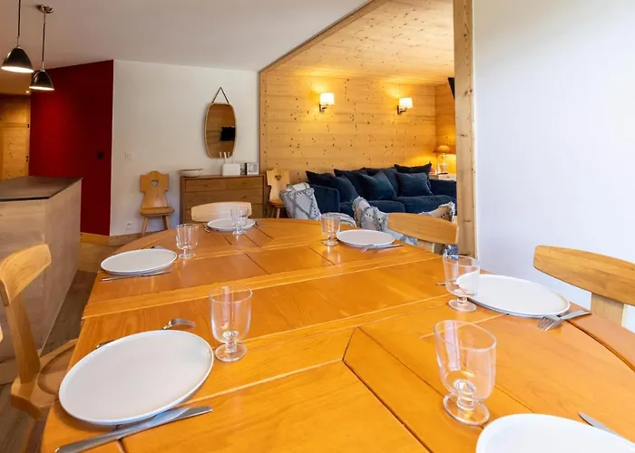 Cybele 2 Apartment
