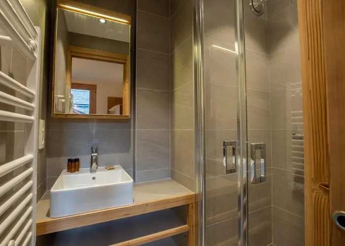 Apartment Cybele 2 *